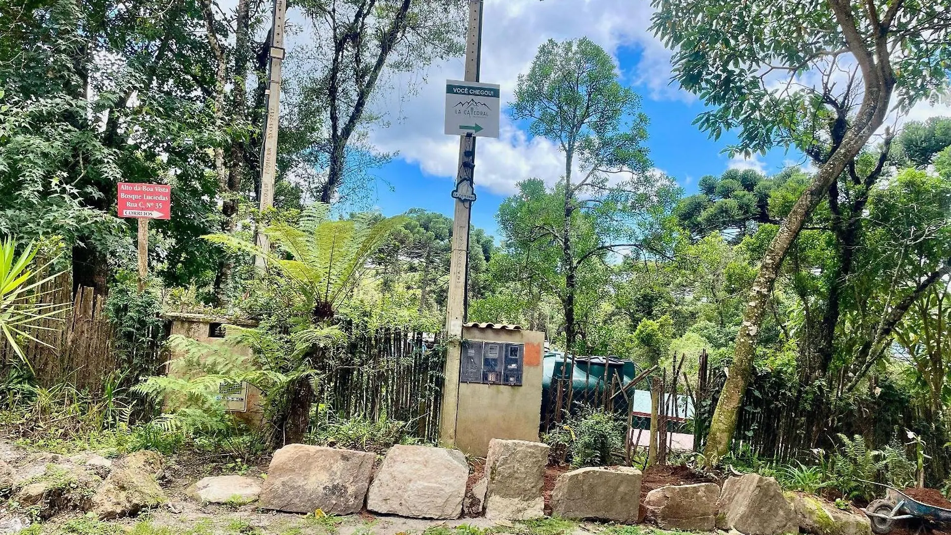Campos do Jordão La Catedral Chales ברזיל